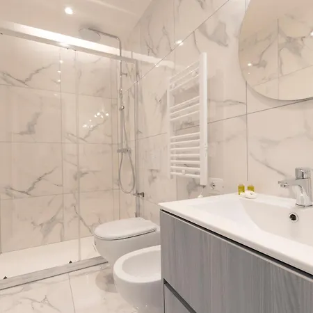 Modern & Stylish Near Isola & Central Station Milan Exterior photo