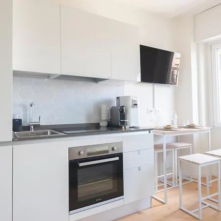 Modern & Stylish Near Isola & Central Station Milan Exterior photo